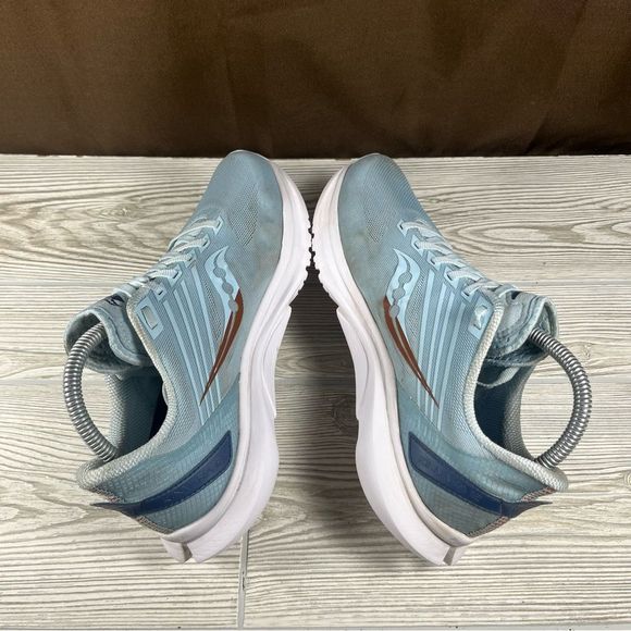 Saucony Kinvara 12 Womens Light Blue Running Shoe Athletic Sneaker Size 9 - Picture 5 of 9
